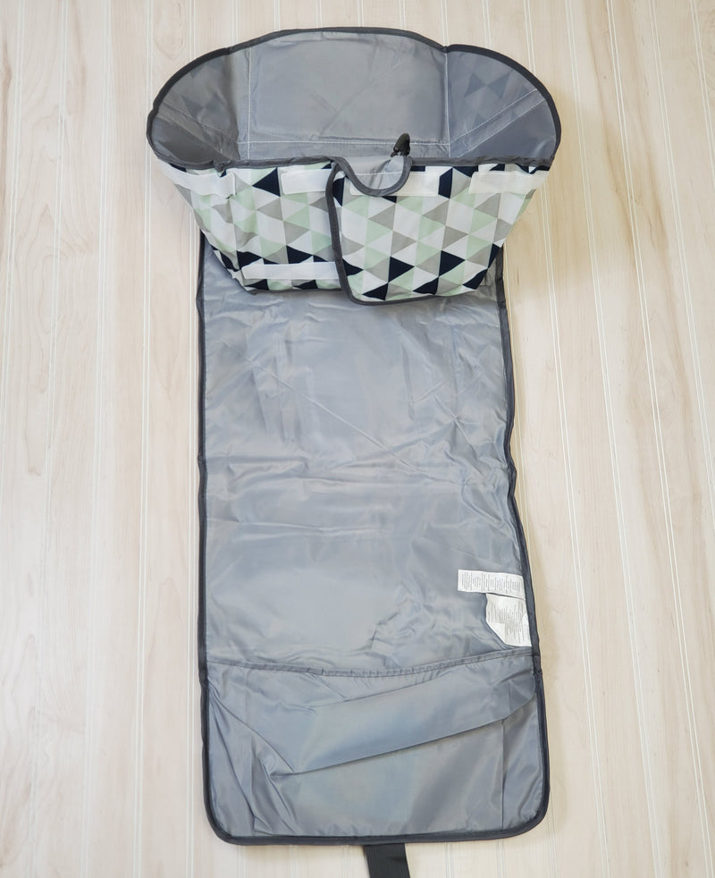 Excursion Changing Pad with Chewy Buckle Triangle - Grey